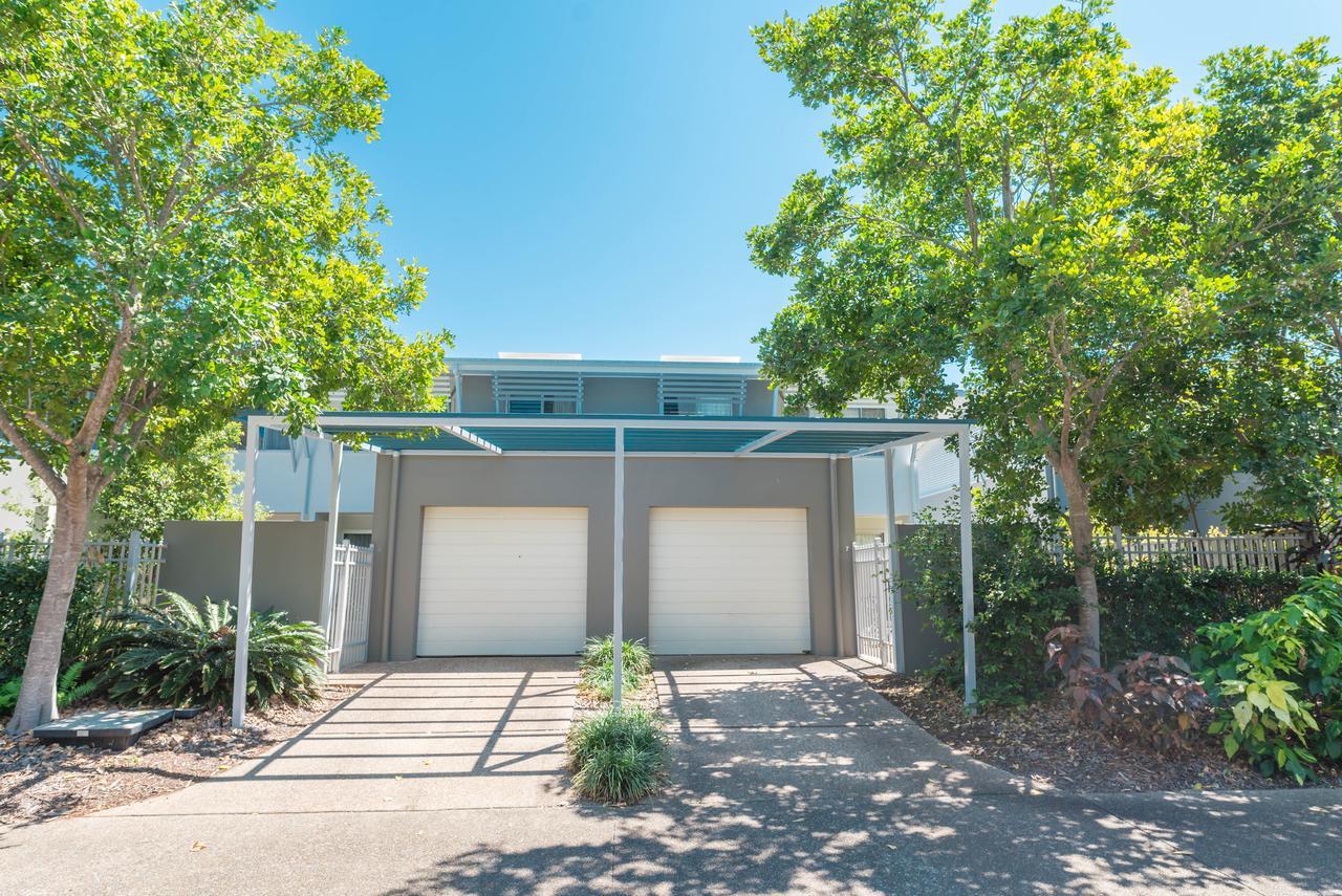 Ramada Encore By Wyndham Whale Cove Hervey Bay Exterior photo